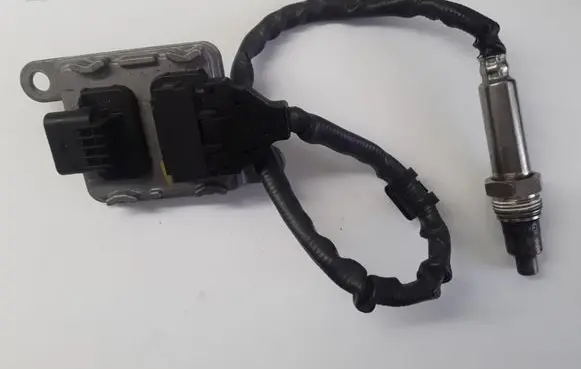 Mercedes-Benz E W212 Lambda probe sensor A0009054704 5WK97381 A2C95270000