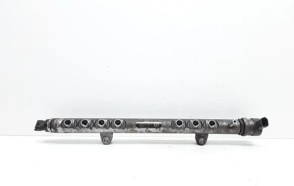 Volvo XC60 Fuel main line pipe 30777759 31216313