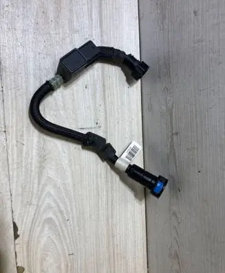 BMW 3 G20 G21 Fuel line pipe 8579955