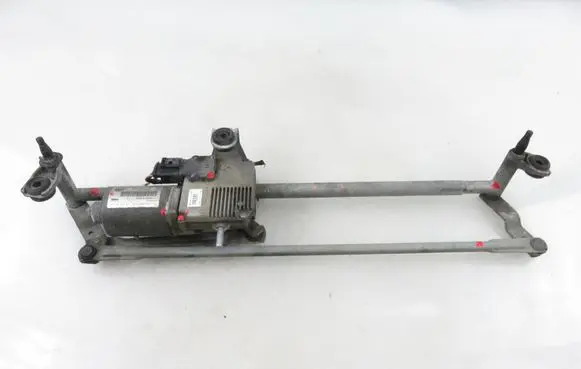 Volkswagen Tiguan Front wiper linkage 5N1955023A 5N1955119