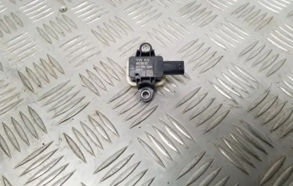 Audi A8 S8 D4 4H Airbag deployment crash/impact sensor 4H0955557