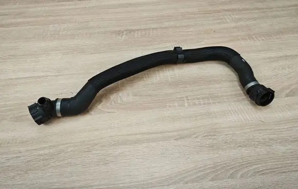 BMW 4 G22 G23 G24 G26 Engine coolant pipe/hose 8581011