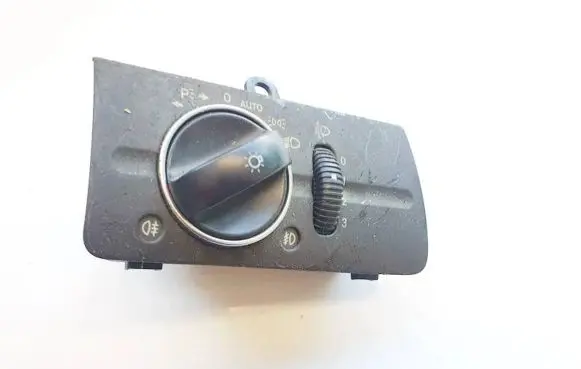 Mercedes-Benz E W211 Light switch 2115450304 04056020