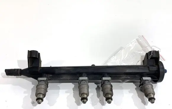 Seat Leon (1P) Fuel main line pipe 06A133317AS