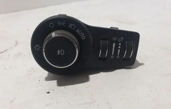 Chrysler Pacifica Light switch 68154356AD8206