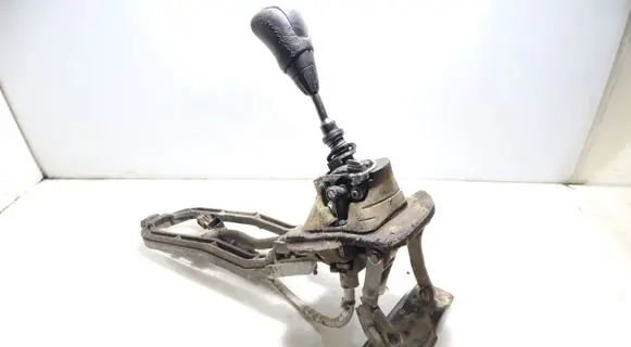 Mercedes-Benz C W203 Gear selector/shifter in gearbox 