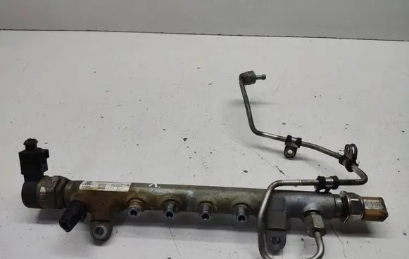 Audi Q5 SQ5 Fuel main line pipe 03L130089A 057130764H 0281002859