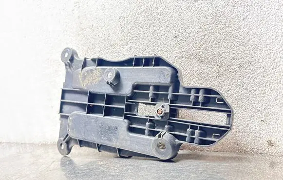 Opel Corsa C Battery tray 09114140 0086022