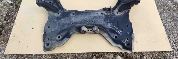Peugeot 3008 I Front subframe