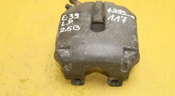 BMW 5 E39 Front brake caliper