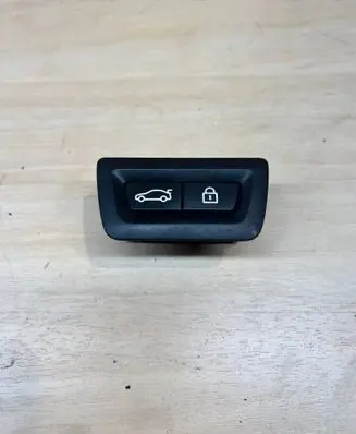 BMW 7 F01 F02 F03 F04 Tailgate/boot open switch button 9275121