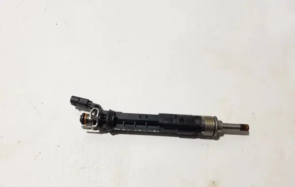 Renault Megane IV Fuel injector 166002932R