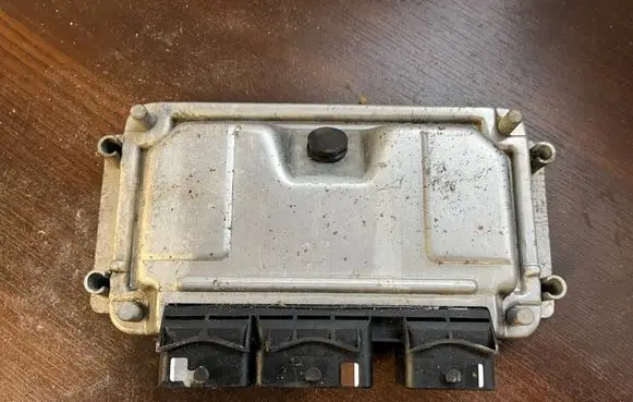 Citroen Xsara Picasso Engine control unit/module 9653492680 0261207318