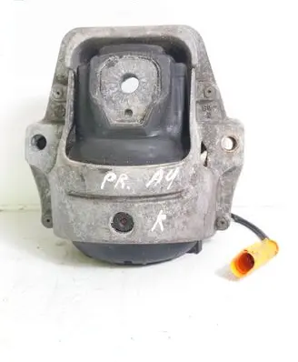 Engine mount bracket