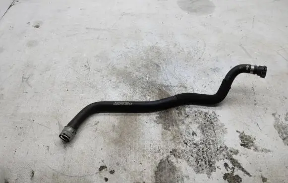 Mercedes-Benz E W213 Engine coolant pipe/hose A2135017600 CT160203 18566687
