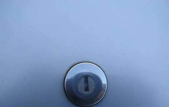 Chrysler PT Cruiser Tailgate exterior lock 