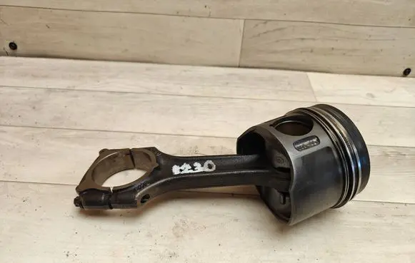 Mercedes-Benz C W203 Piston with connecting rod 