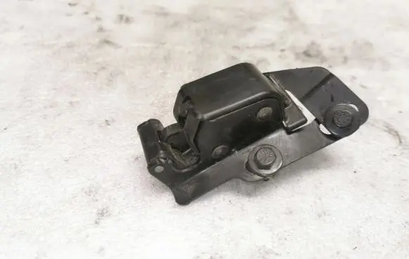 Citroen Berlingo Tailgate/boot open switch button 9608W01