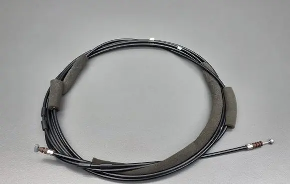 Mazda 3 III Fuel cap flap release cable 
