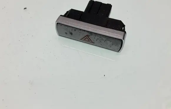 Ford Mondeo Mk III Hazard light switch 4S7T13A350AB 13A350AB