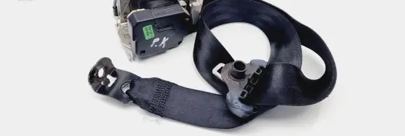 Skoda Octavia Mk1 (1U) Front seatbelt 1H0857737 1U4857701C