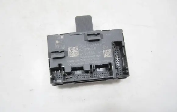 Volkswagen PASSAT B8 Other control units/modules 5Q4959592E A2C7494660200 5Q4959592B