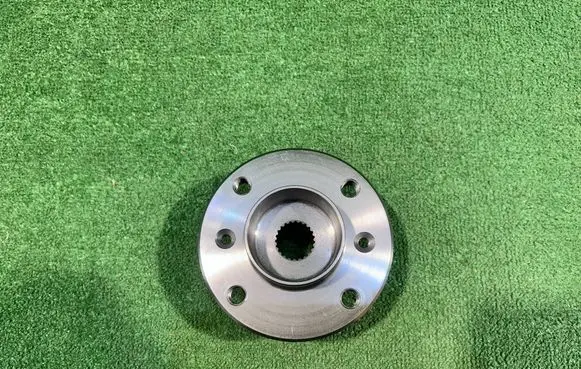 Dacia Spring Front wheel hub 402021903R
