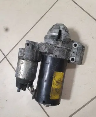 BMW 5 F10 F11 Starter motor 7801203 0001115069