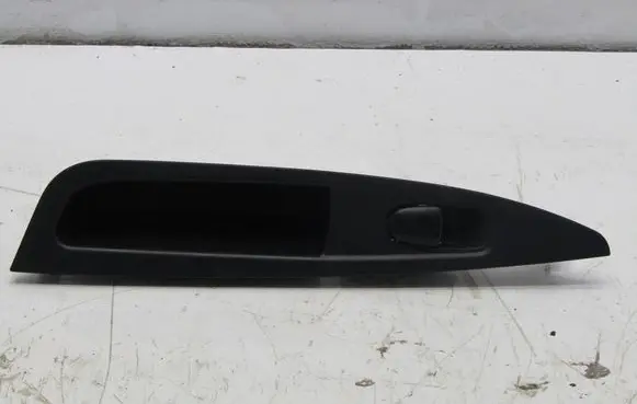 Nissan Qashqai Electric window control switch 82960-4EA0AX