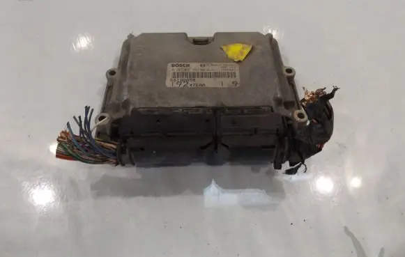 Fiat Stilo Engine control unit/module 55198058 0281011553