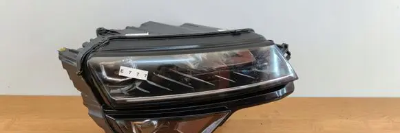 Skoda Karoq Headlight/headlamp 57B941016B