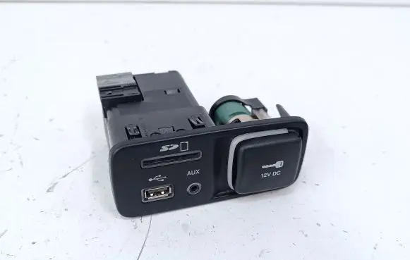 Jeep Cherokee USB control unit 68146071AC 1391882703
