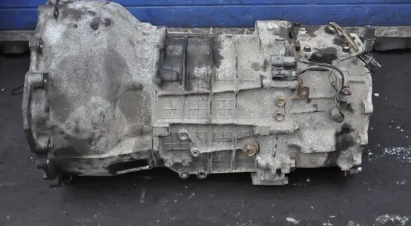 Mitsubishi Pajero Manual 7 speed gearbox 