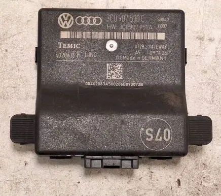 Volkswagen PASSAT B5.5 Gateway control module 3C0907530C 402063