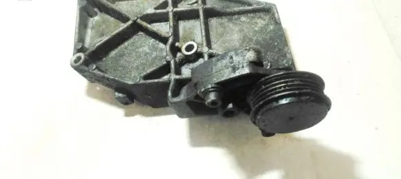Volkswagen PASSAT B5 Engine mounting bracket 028260885A ks6