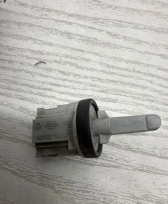 Volkswagen Golf V Interior temperature sensor 1K0907543A