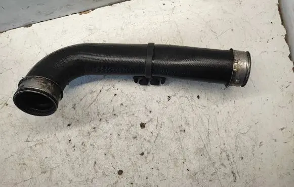 Volkswagen Caddy Intercooler hose/pipe 1K0145838P