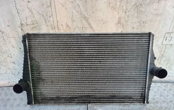 Volvo XC90 Intercooler radiator 30748808