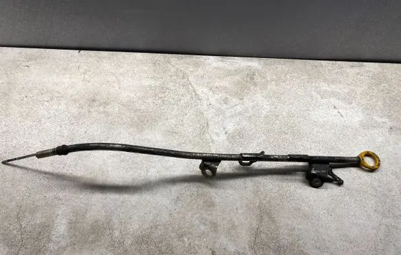 Toyota Avensis T270 Oil level dip stick 