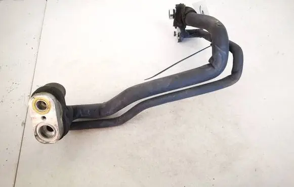 Air conditioning (A/C) pipe/hose