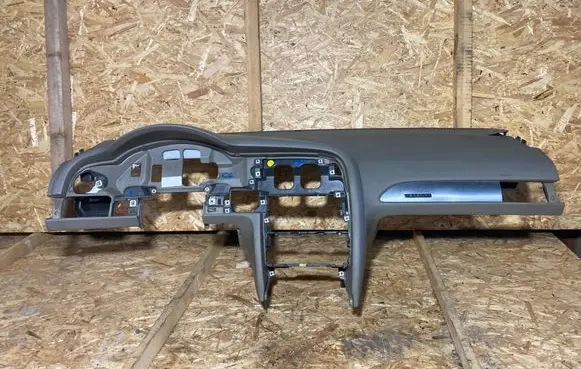 Audi A6 S6 C6 4F Dashboard 4F1858041 P0101981 T0019248