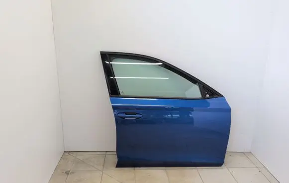 Skoda Octavia Mk4 Front door 5E0831056A