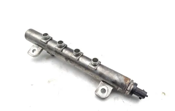 Alfa Romeo 159 Fuel main line pipe 55209575 0445214058