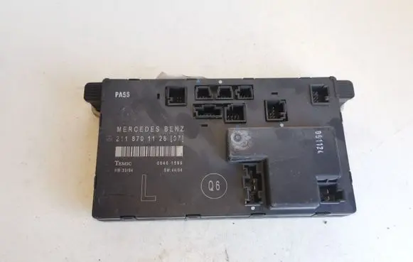 Mercedes-Benz E W211 Door control unit/module 2118701126