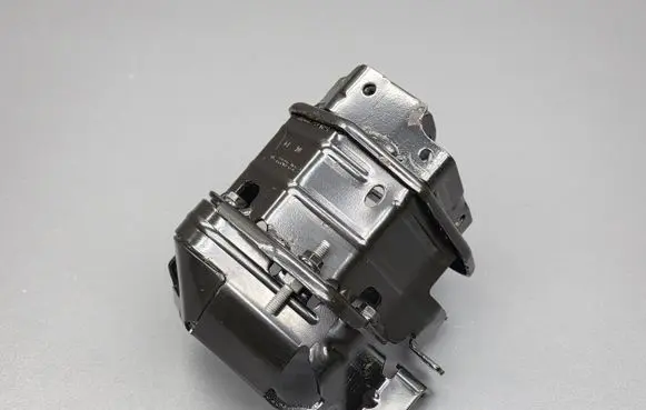 Ford Fiesta Fuel filter bracket/mount holder F1FQ9A072AC FM5Q9A072BD P8TWA