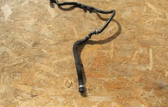 Audi A5 8T 8F Breather/breather pipe/hose 8K0133817B