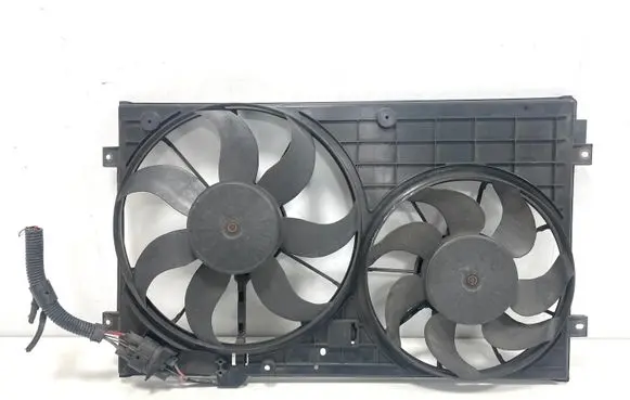 Volkswagen Jetta V Radiator cooling fan shroud 1K0121207T