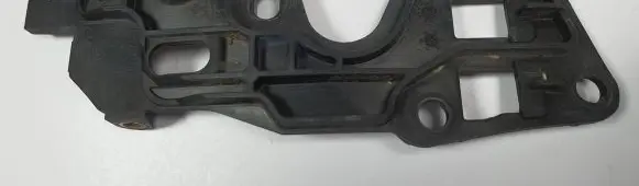 Land Rover Discovery Sport Front bumper mounting bracket FK72-16A128-AE