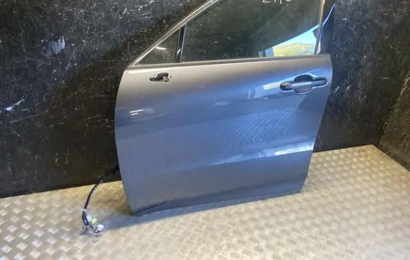 Lexus LBX Front door