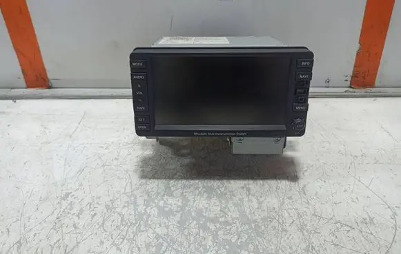 Mitsubishi Lancer VIII Radio/CD/DVD/GPS head unit 8750A184